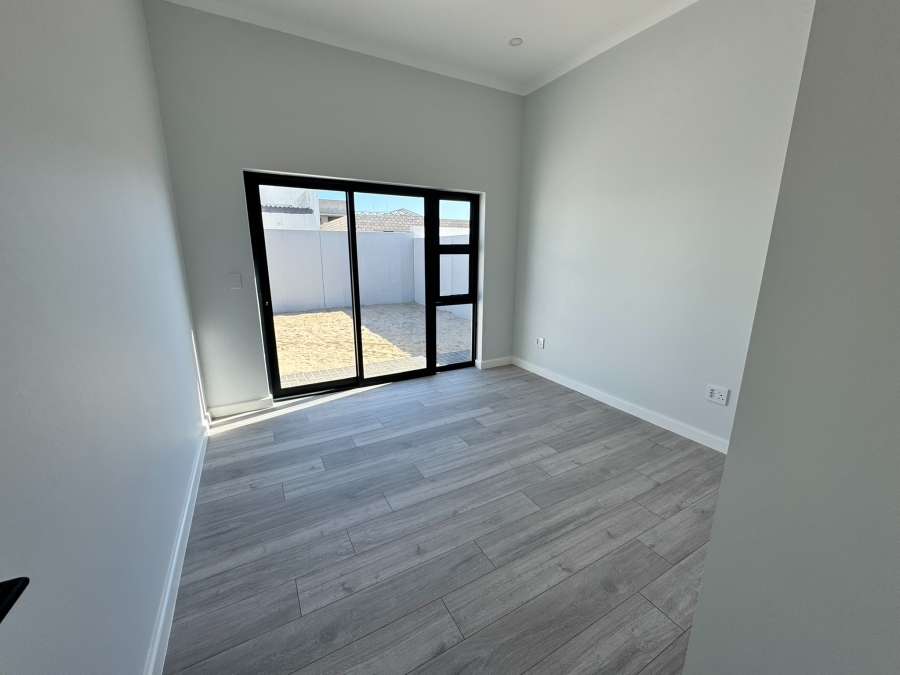 4 Bedroom Property for Sale in Sandown Western Cape
